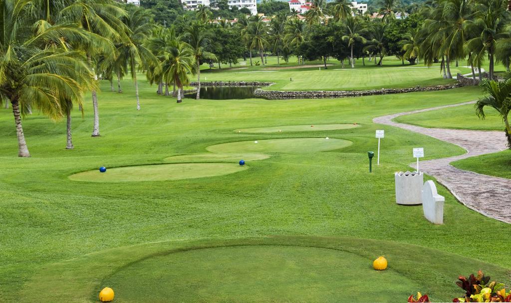 Las Hadas By Brisas Manzanillo Εξωτερικό φωτογραφία Golf course at Hard Rock Hotel