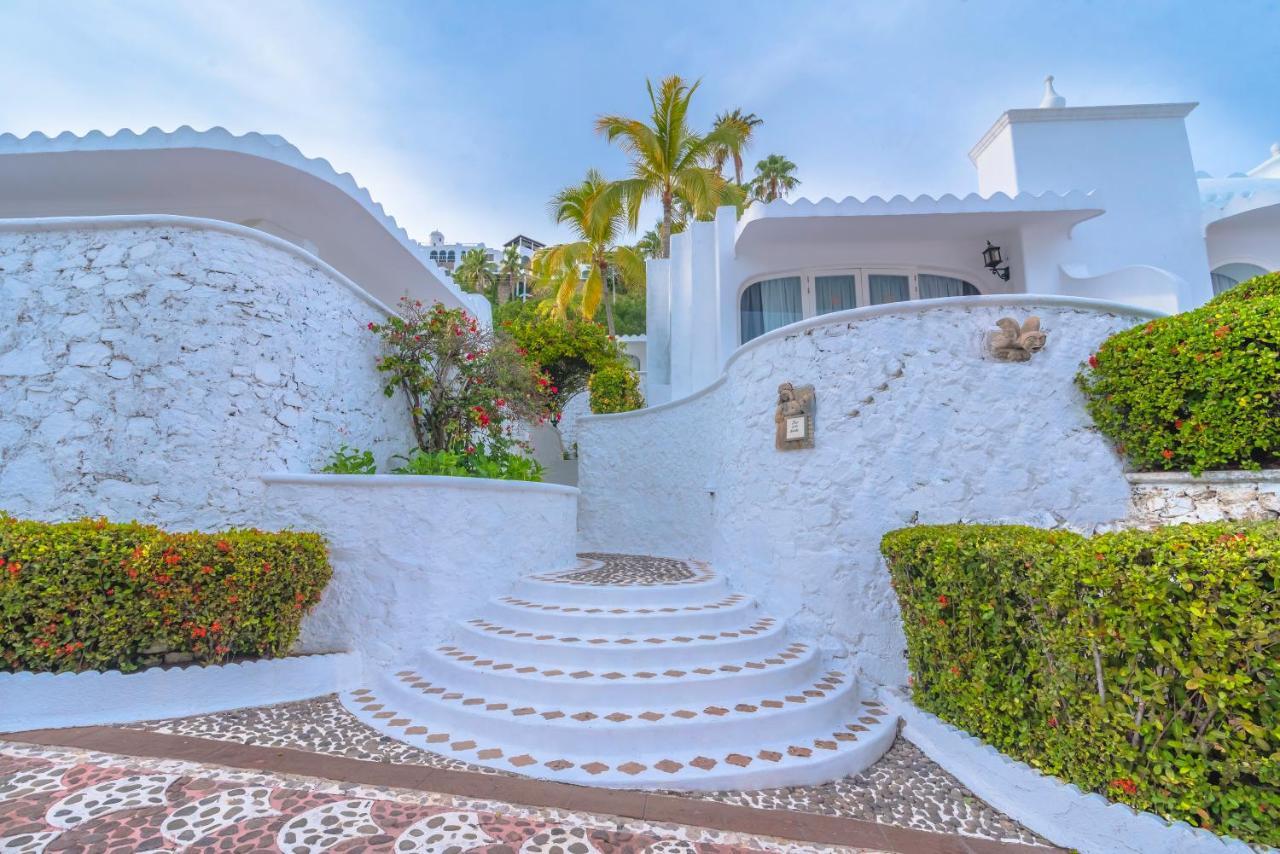 Las Hadas By Brisas Manzanillo Εξωτερικό φωτογραφία Entrance to the house